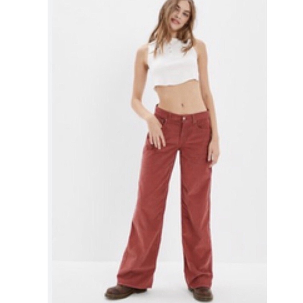 American Eagle women’s corduroy low rise skater Jean size 18r